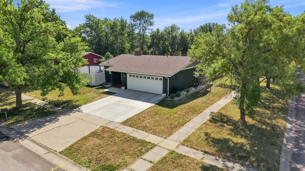 201 11th Avenue E West Fargo, ND 58078