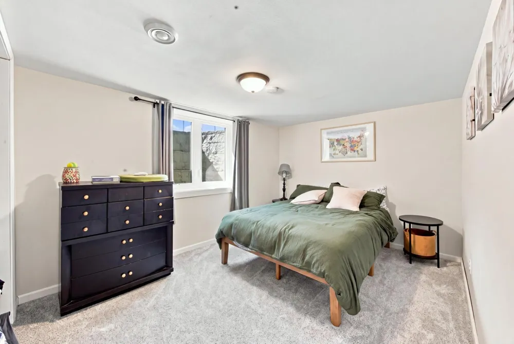 201 11th Avenue E West Fargo, ND 58078