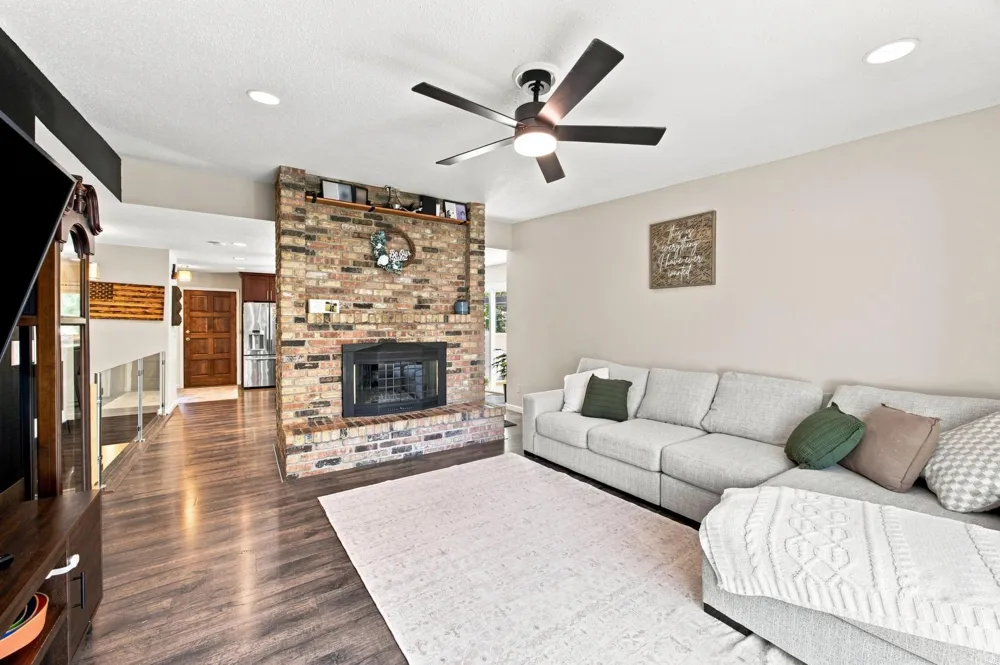201 11th Avenue E West Fargo, ND 58078