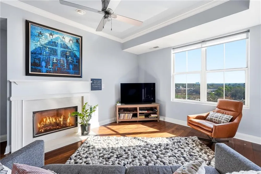 2881 Peachtree Road NE #902 Atlanta, GA 30305