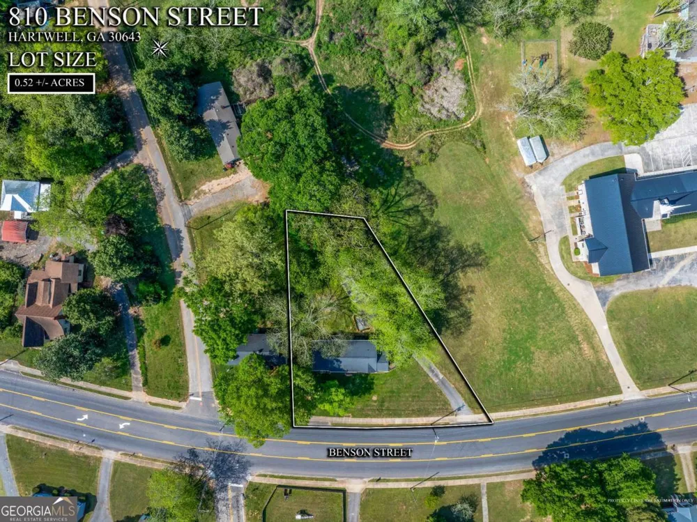 810 Benson ST Hartwell, GA 30643