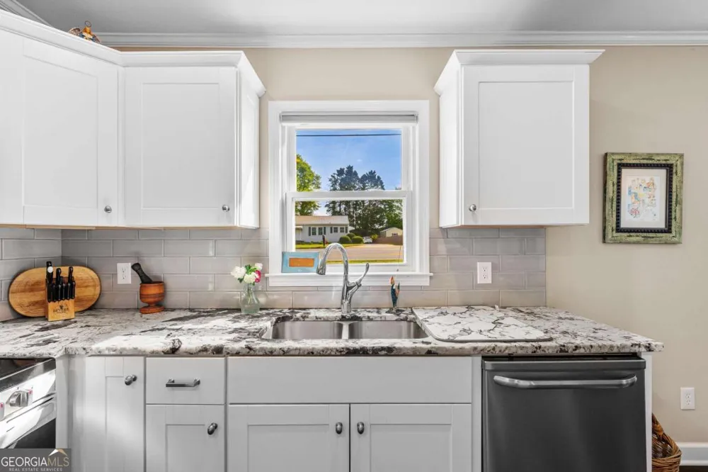 810 Benson ST Hartwell, GA 30643