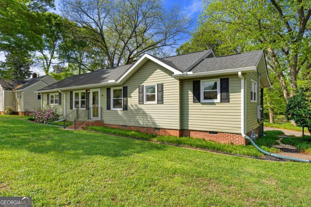 810 Benson ST Hartwell, GA 30643