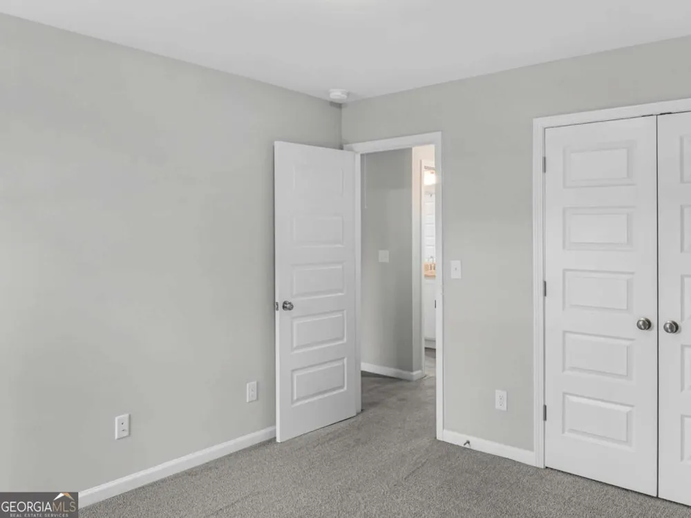 2054 Maplewood WAY Decatur, GA 30035