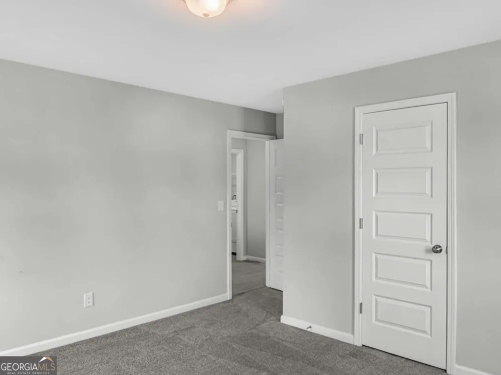 2054 Maplewood WAY Decatur, GA 30035