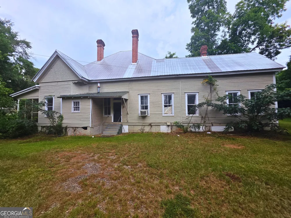 768 E Lee ST Dawson, GA 39842