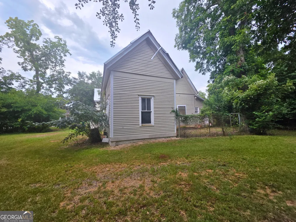 768 E Lee ST Dawson, GA 39842