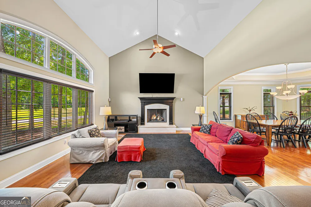 181 Ethridge WAY Hartwell, GA 30643