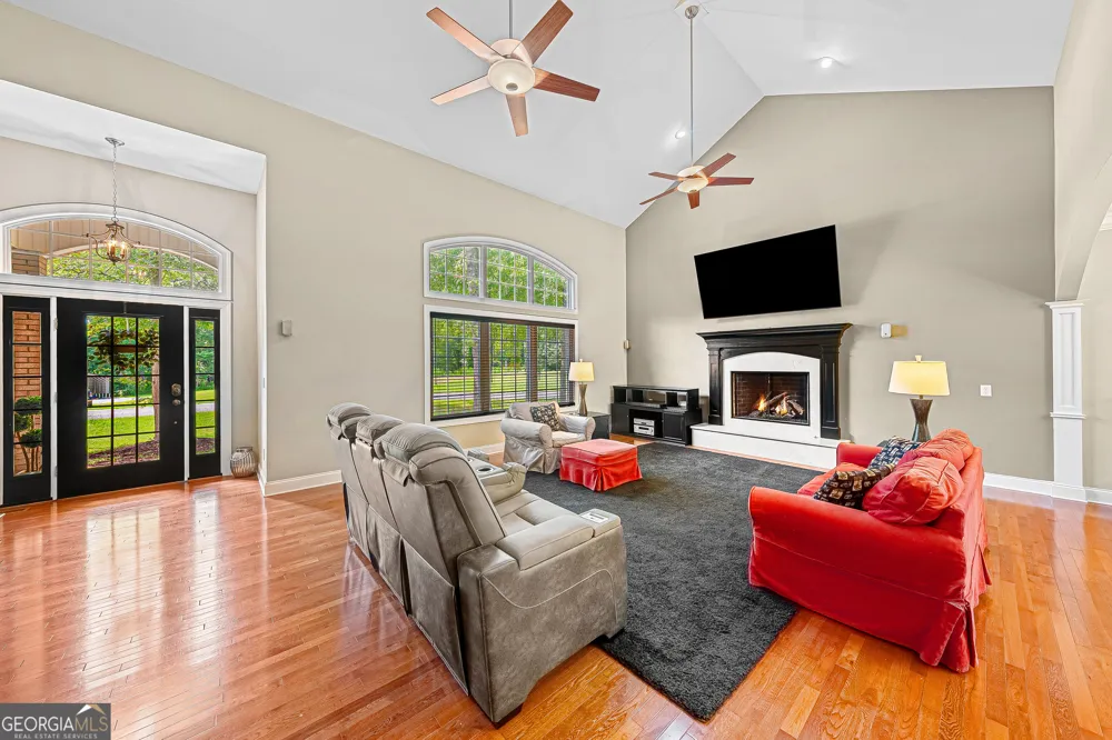 181 Ethridge WAY Hartwell, GA 30643