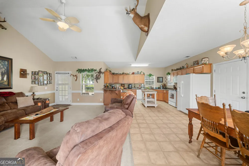 815 Bay Tree LN Statesboro, GA 30458