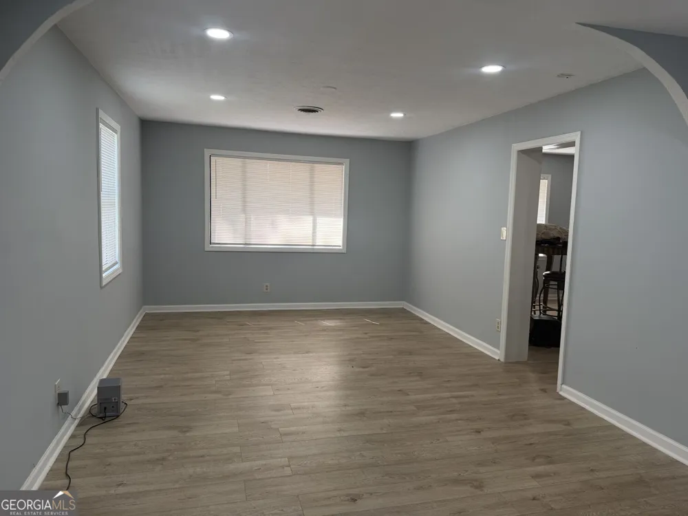 208 Drake DR Thomaston, GA 30286