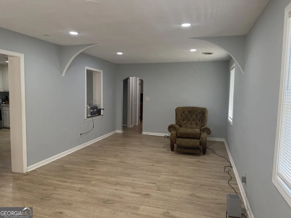 208 Drake DR Thomaston, GA 30286