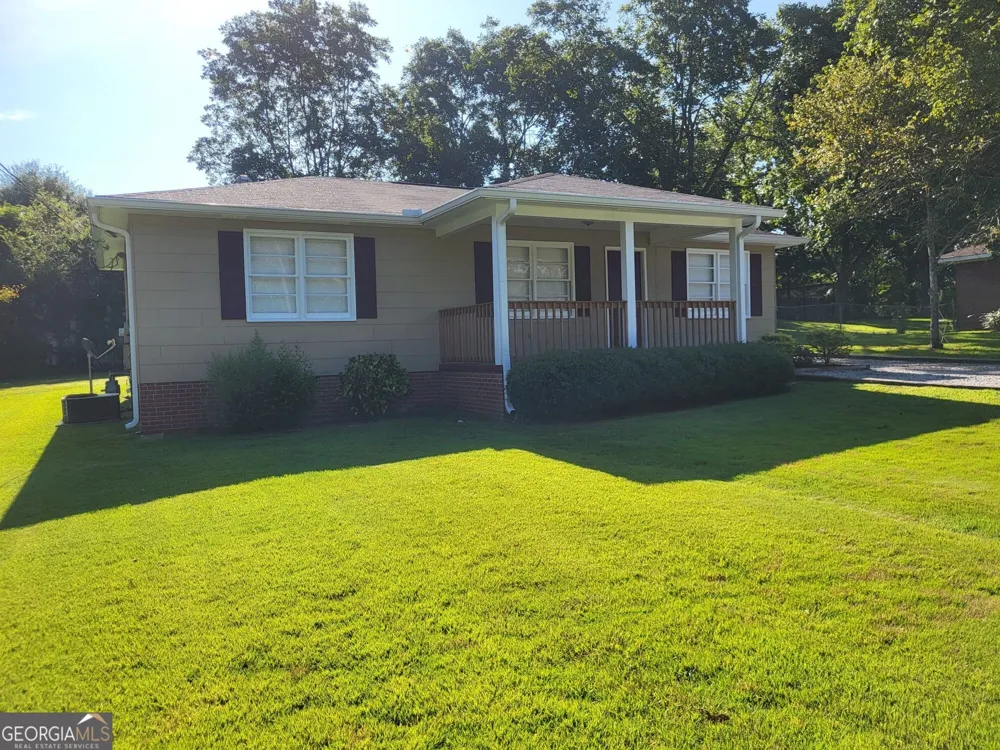 112 N 13th AVE Lanett, AL 36863