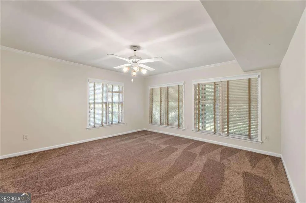 1037 Davis DR Sandy Springs, GA 30327