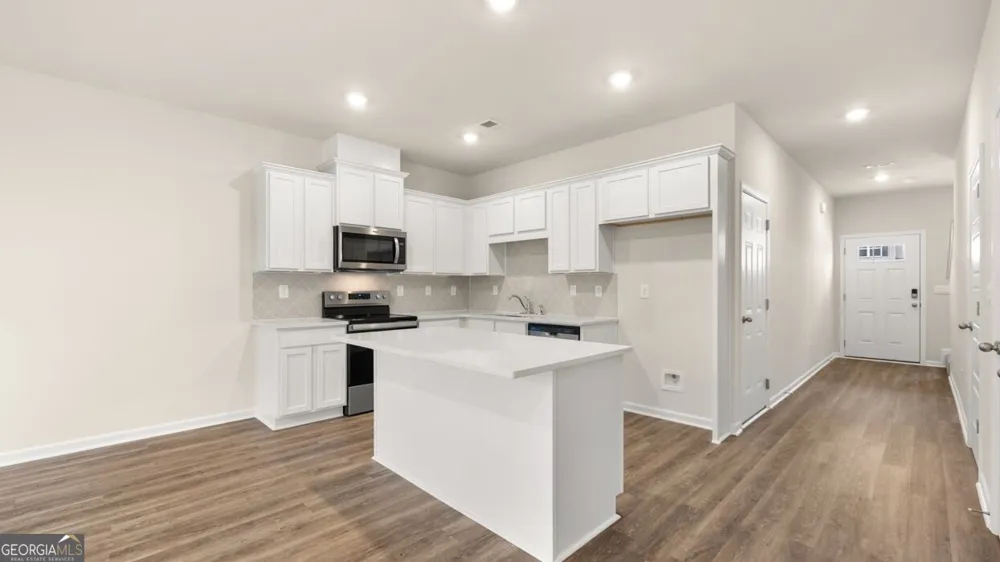 2256 Moss Hill RD Stone Mountain, GA 30088
