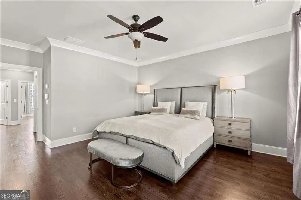 160 Clover CT Roswell, GA 30075
