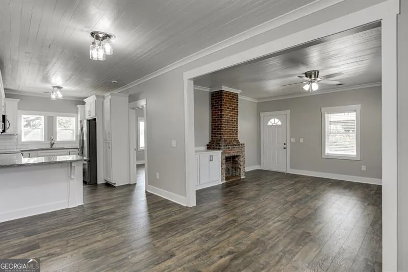 4615 S Lee ST Buford, GA 30518