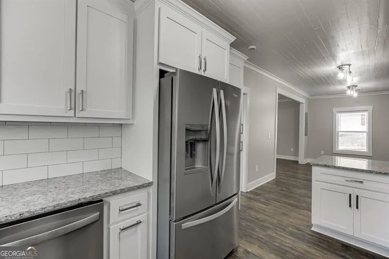 4615 S Lee ST Buford, GA 30518