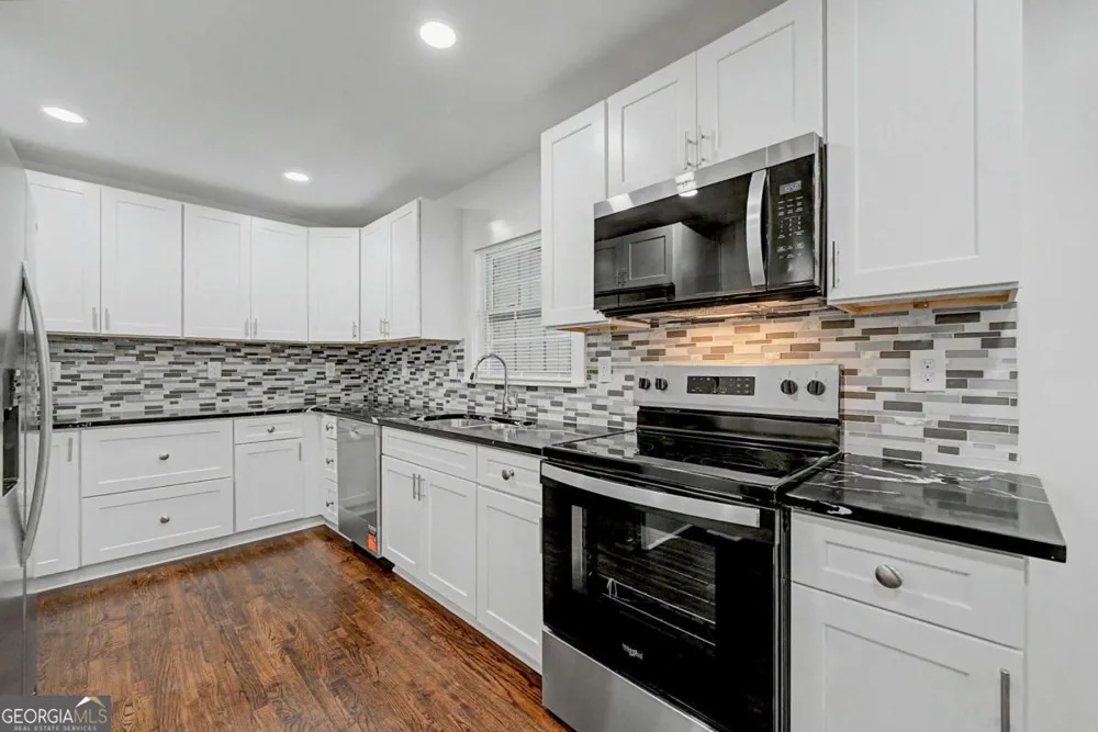 3971 Honeysuckle DR Smyrna, GA 30082