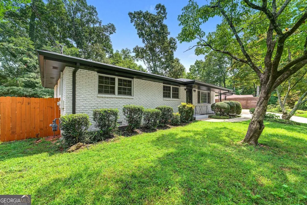 3971 Honeysuckle DR Smyrna, GA 30082