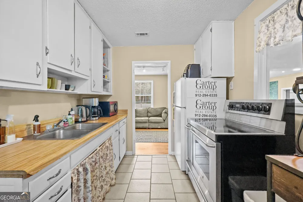 305 Ty Ty ST Jesup, GA 31545