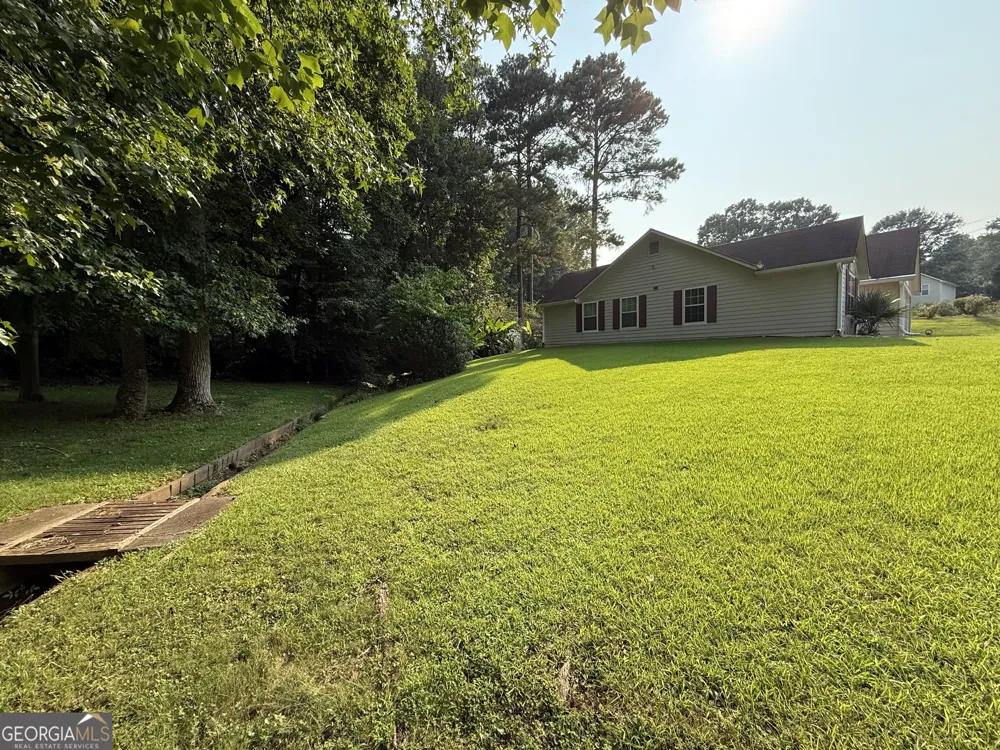 3897 SADDLECREEK DR Douglasville, GA 30135