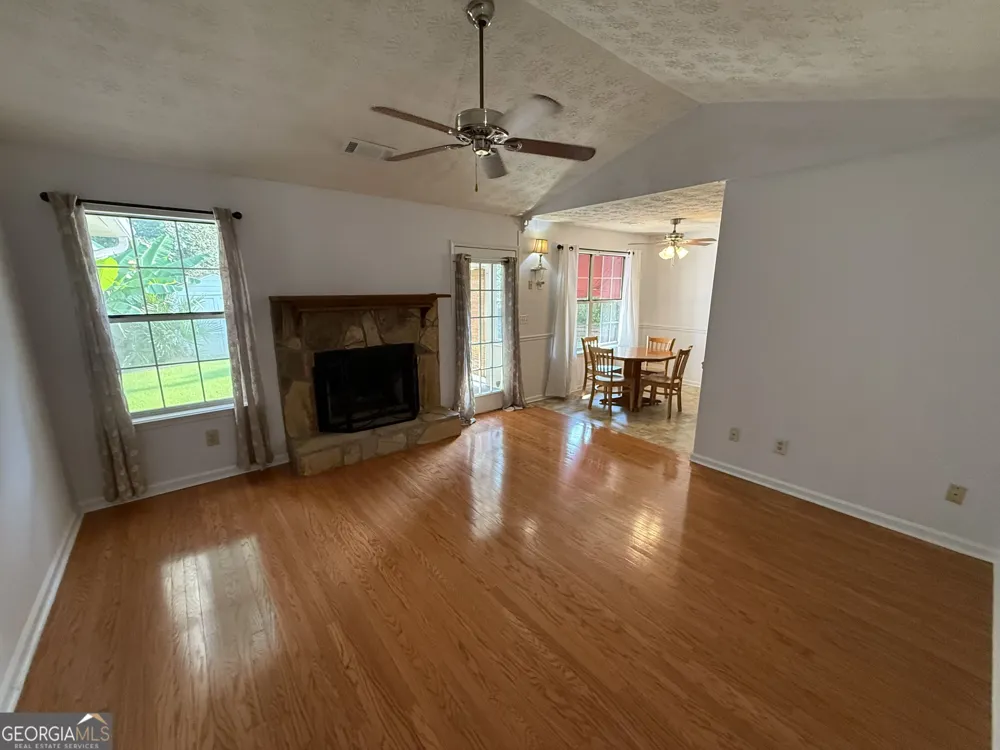 3897 SADDLECREEK DR Douglasville, GA 30135