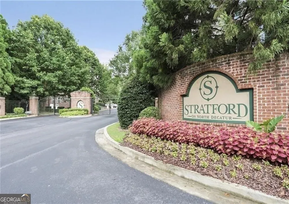 4201 Stratford Commons Decatur, GA 30033