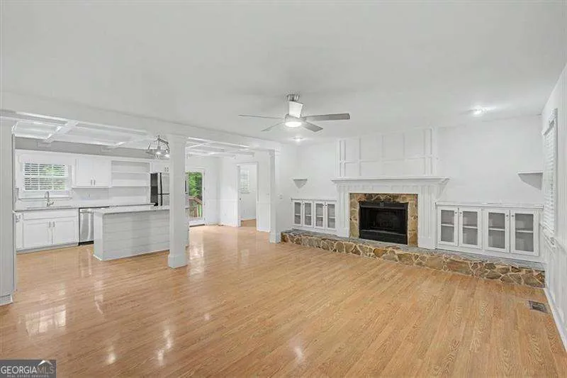 23 Spring Meadows LN NW Cartersville, GA 30120