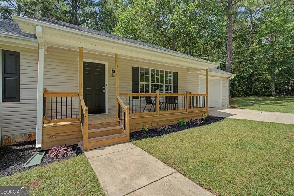 110 Mooyn RD Carrollton, GA 30116