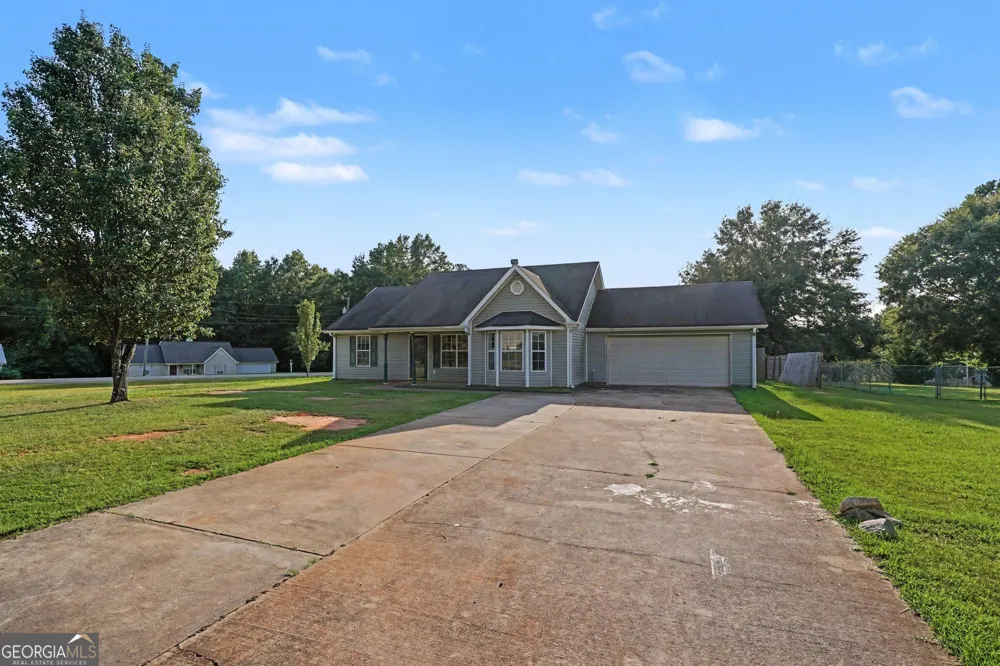 167 Bonnies Way Jenkinsburg, GA 30234