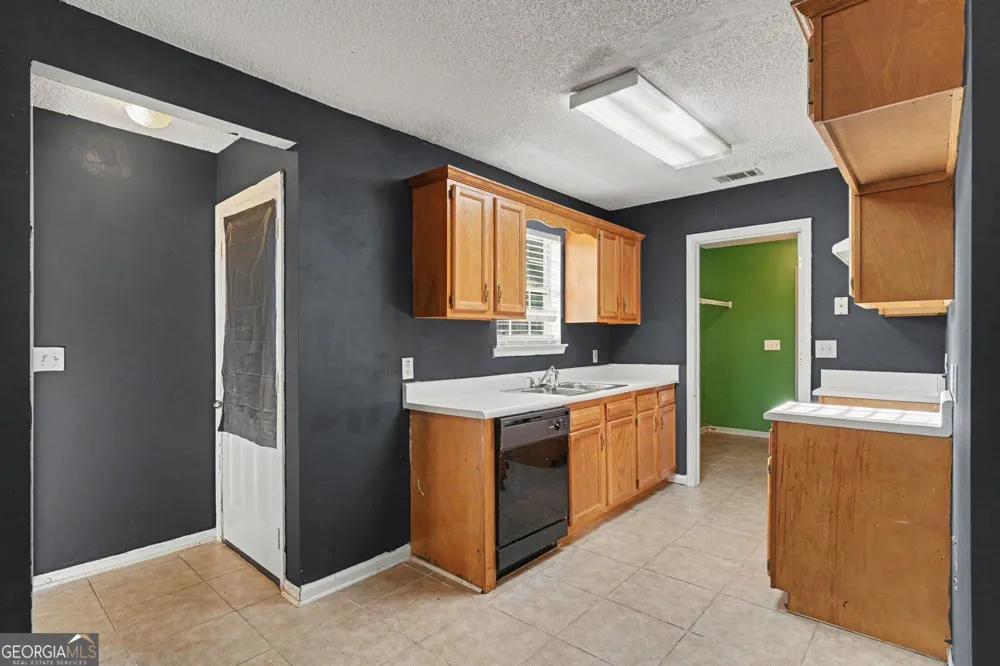167 Bonnies Way Jenkinsburg, GA 30234