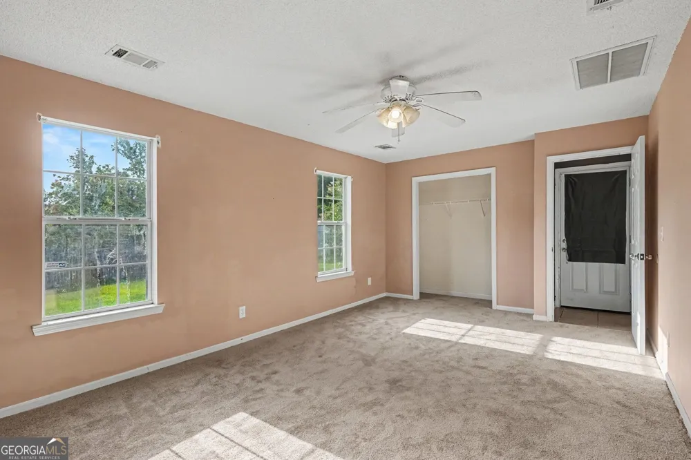 167 Bonnies Way Jenkinsburg, GA 30234