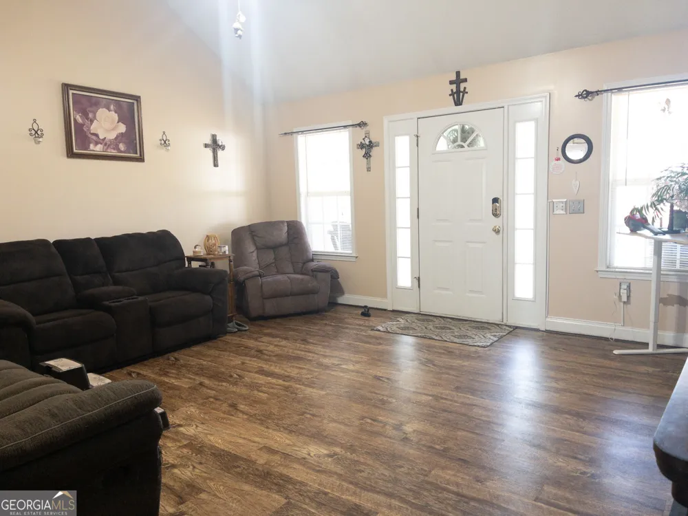 906 Irvin PL Vidalia, GA 30474