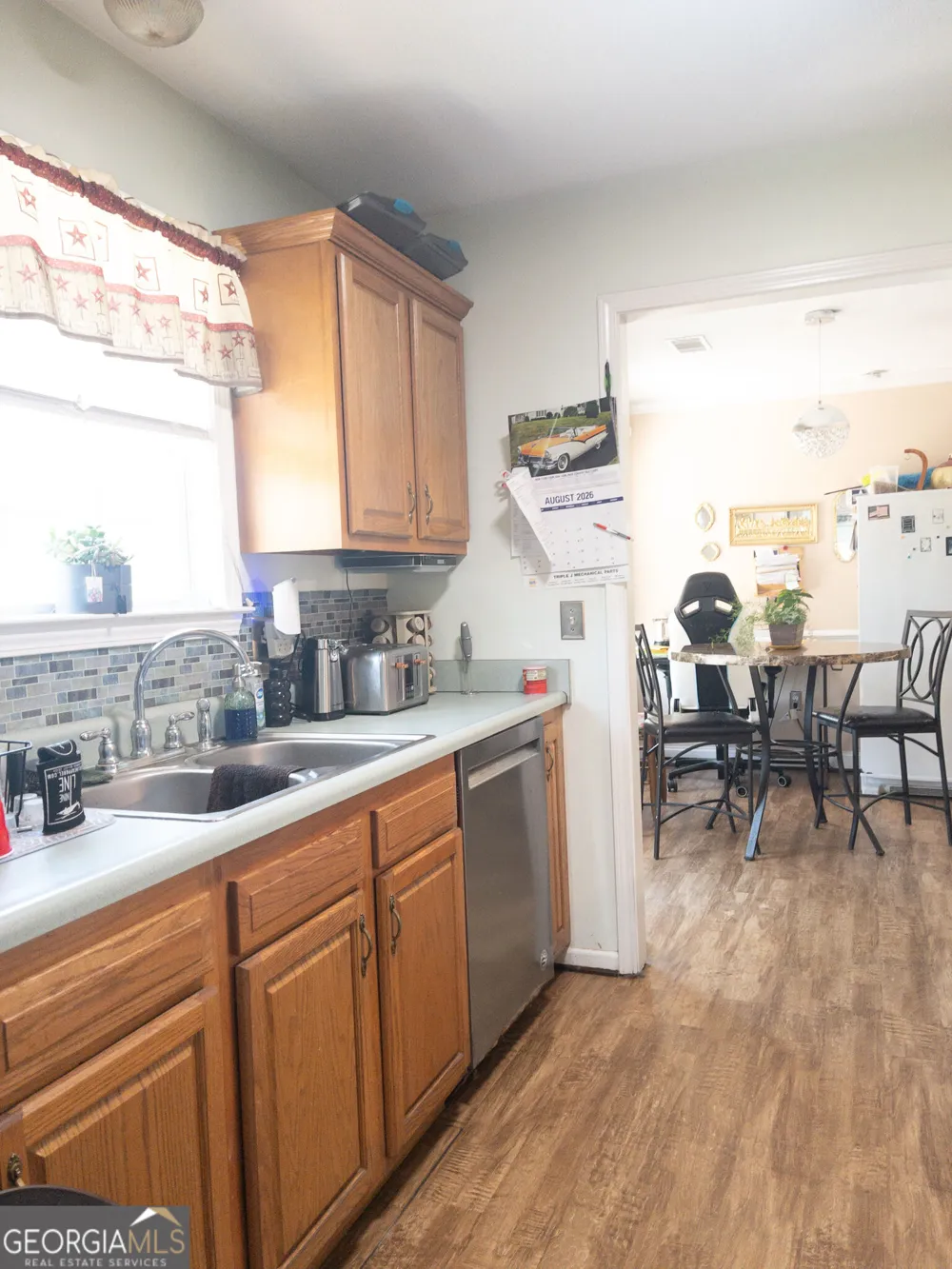 906 Irvin PL Vidalia, GA 30474