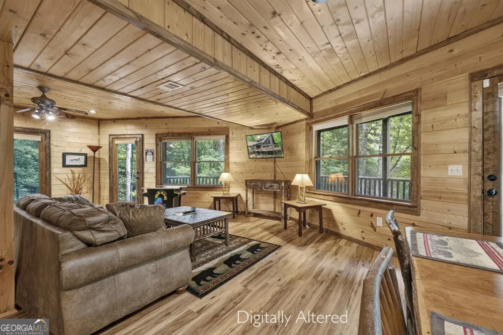 1934 Mountain Tops RD Blue Ridge, GA 30513