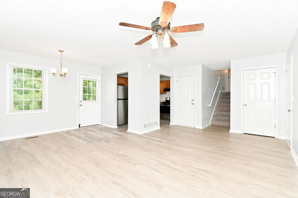 229 Hampton DR Dallas, GA 30132