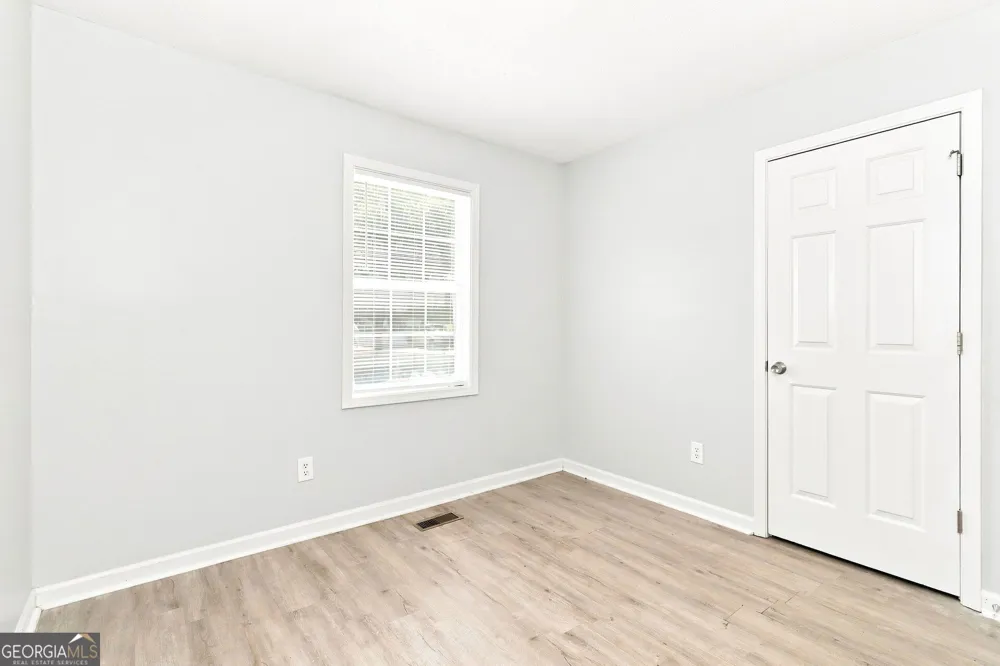 229 Hampton DR Dallas, GA 30132