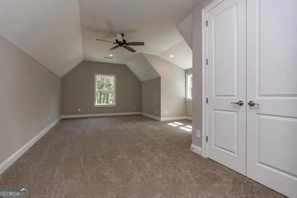 290 E Riverbend Eatonton, GA 31024