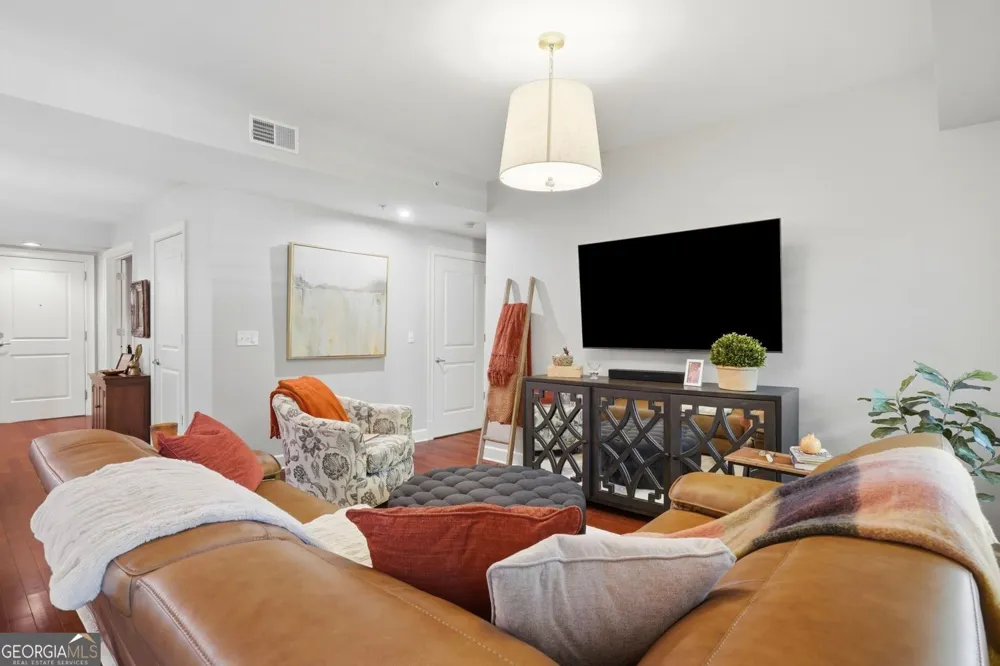 200 River Vista DR Atlanta, GA 30339