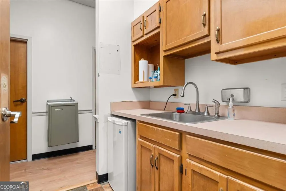 586 Lassiter ST Riverdale, GA 30274