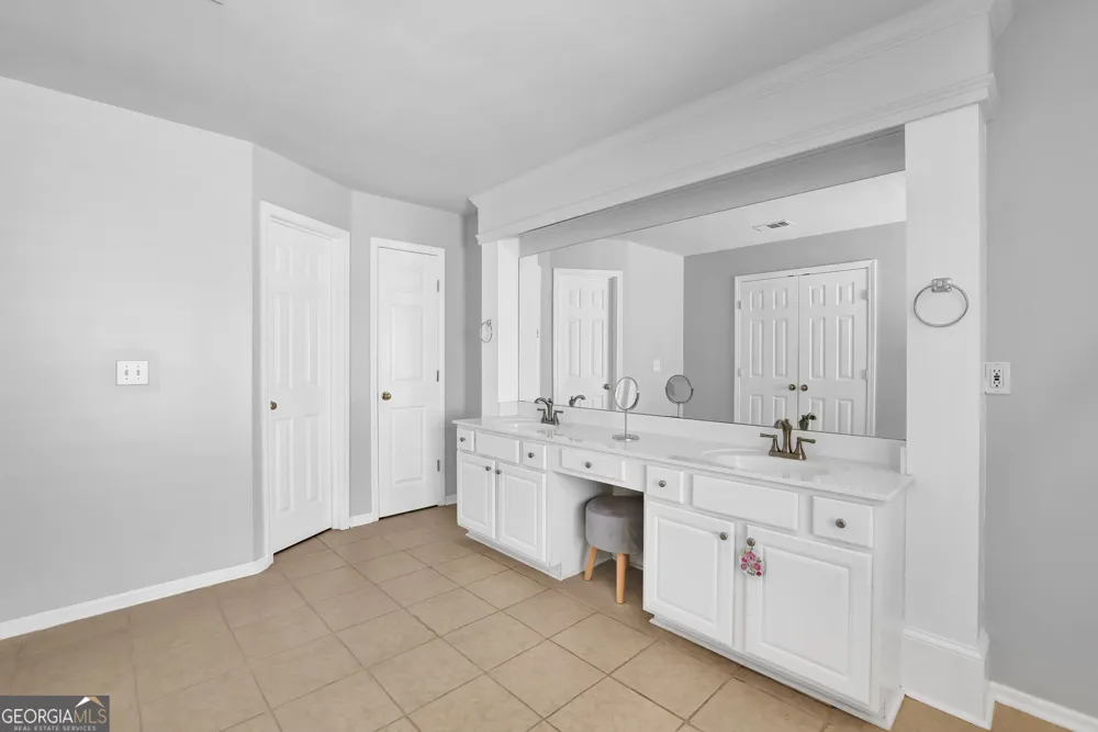 3550 Myrtlewood Chse Kennesaw, GA 30144