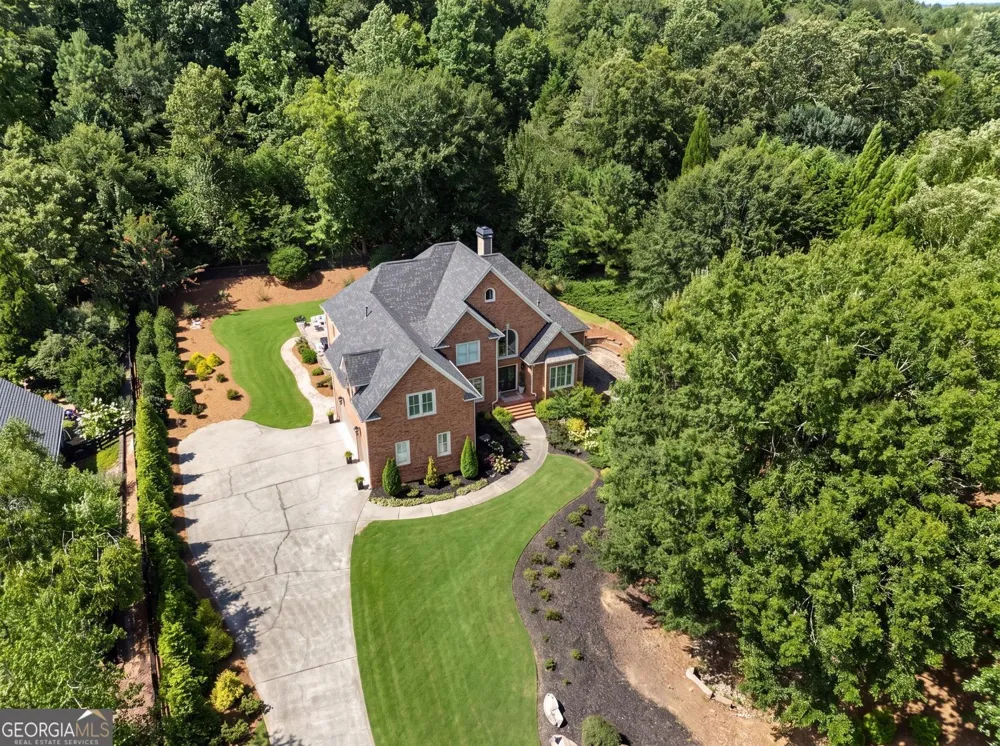 8365 Hurakan Creek XING Cumming, GA 30028