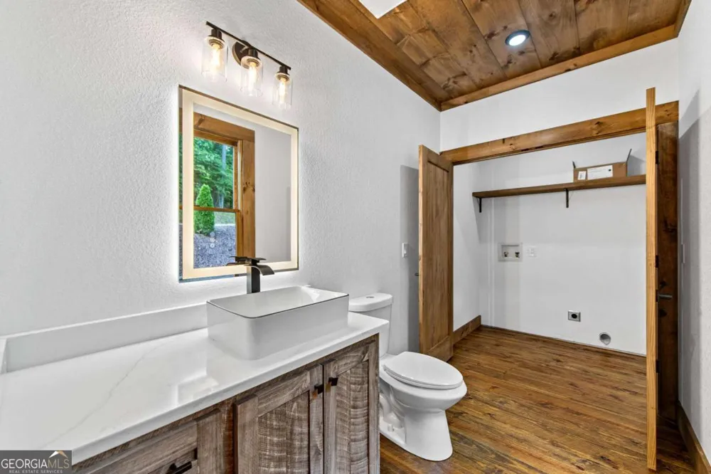 65 Wolf Creek HTS Mineral Bluff, GA 30559