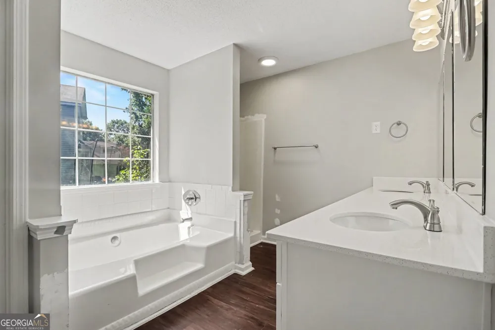 2267 Rocksram CT Buford, GA 30519