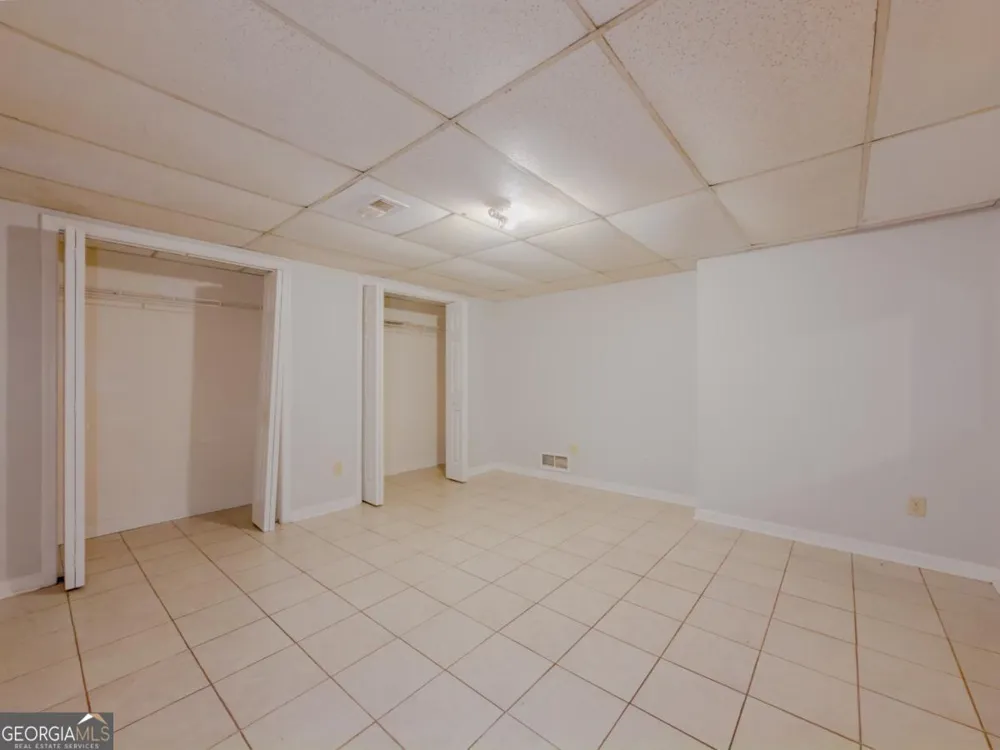 2050 Abington LN Snellville, GA 30078