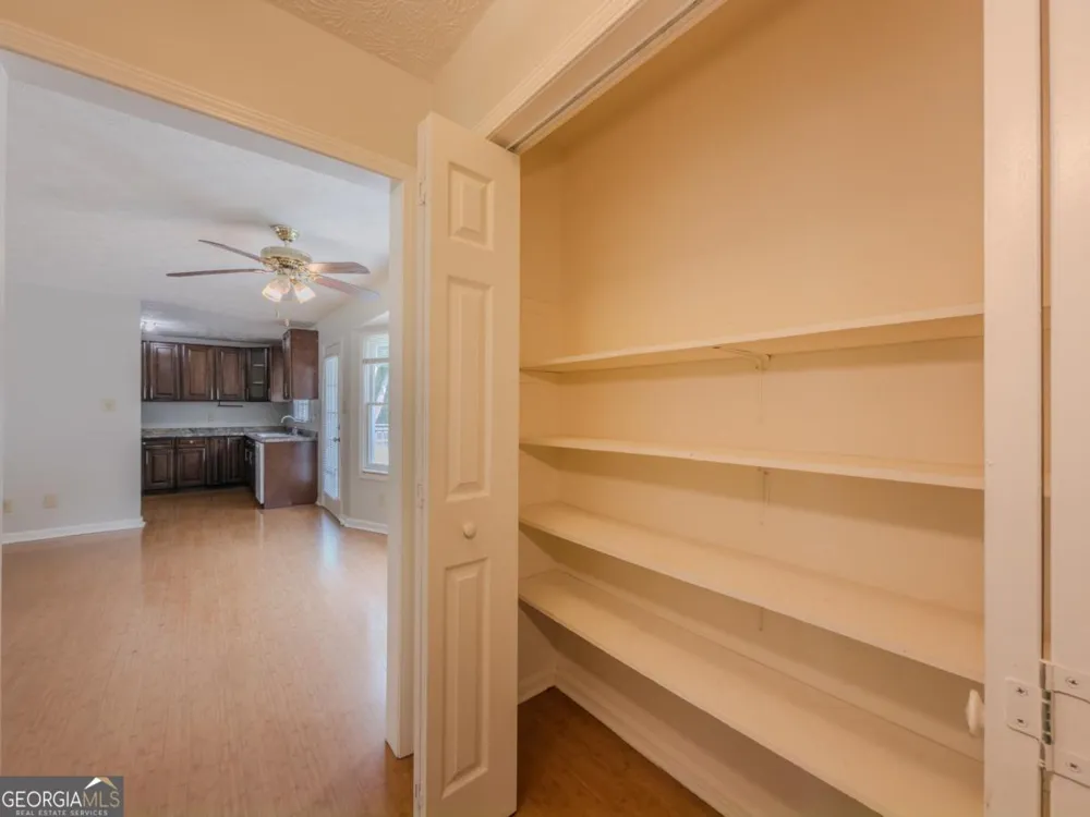 2050 Abington LN Snellville, GA 30078