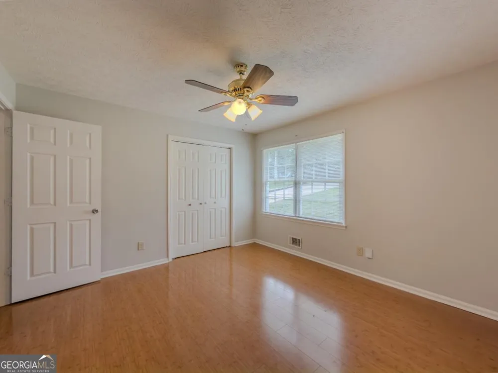 2050 Abington LN Snellville, GA 30078