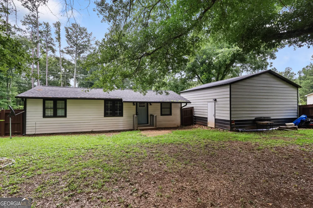 701 Old Brent RD Forsyth, GA 31029