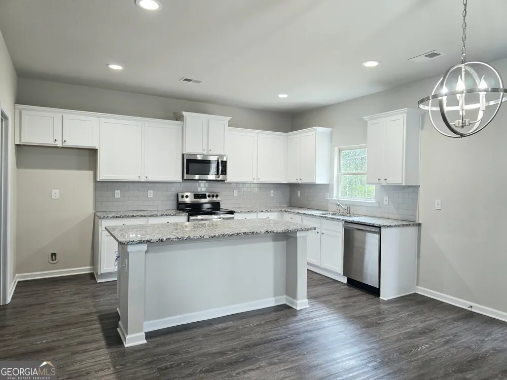 112 Tuxedo RD Ellenwood, GA 30294